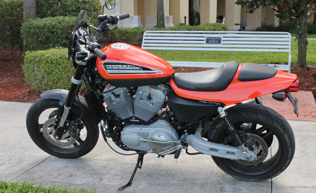 XR1200 SPOTRSTERS 047